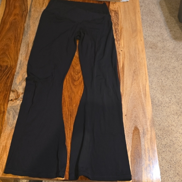 aerie Pants - Aerie Black Hi-Rise Flare Leggings
